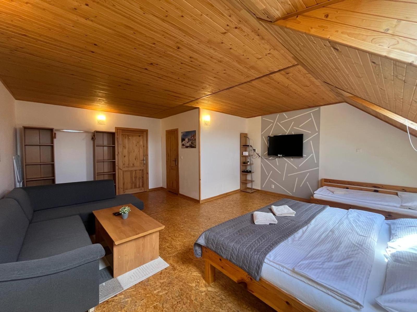 Penzion Ruzbasky Stará Lesná Rum bild